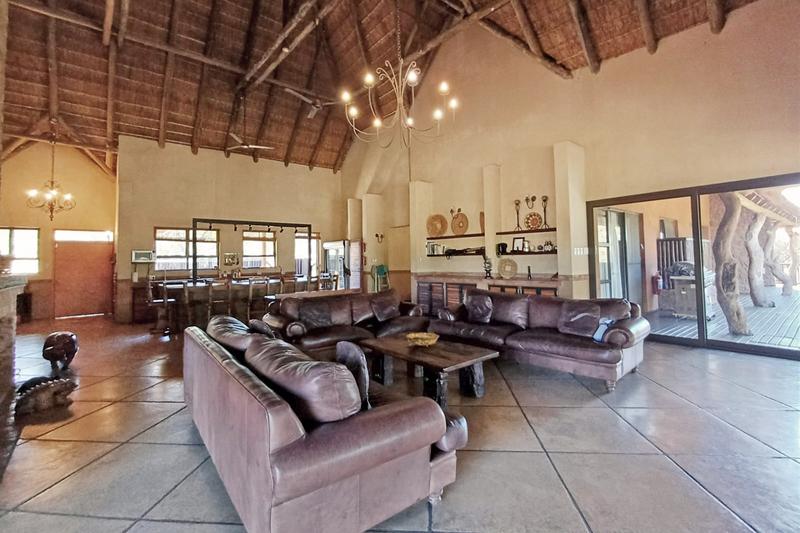 5 Bedroom Property for Sale in Vaalkop Dam North West